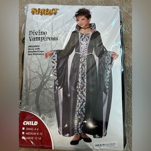 Divine Vampire Costume for girls.